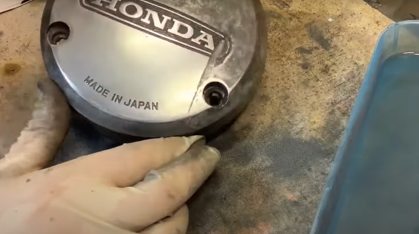 Top 5 Best Aluminum Polishes for Motorcycle [May 2024 Review] MetalProfy