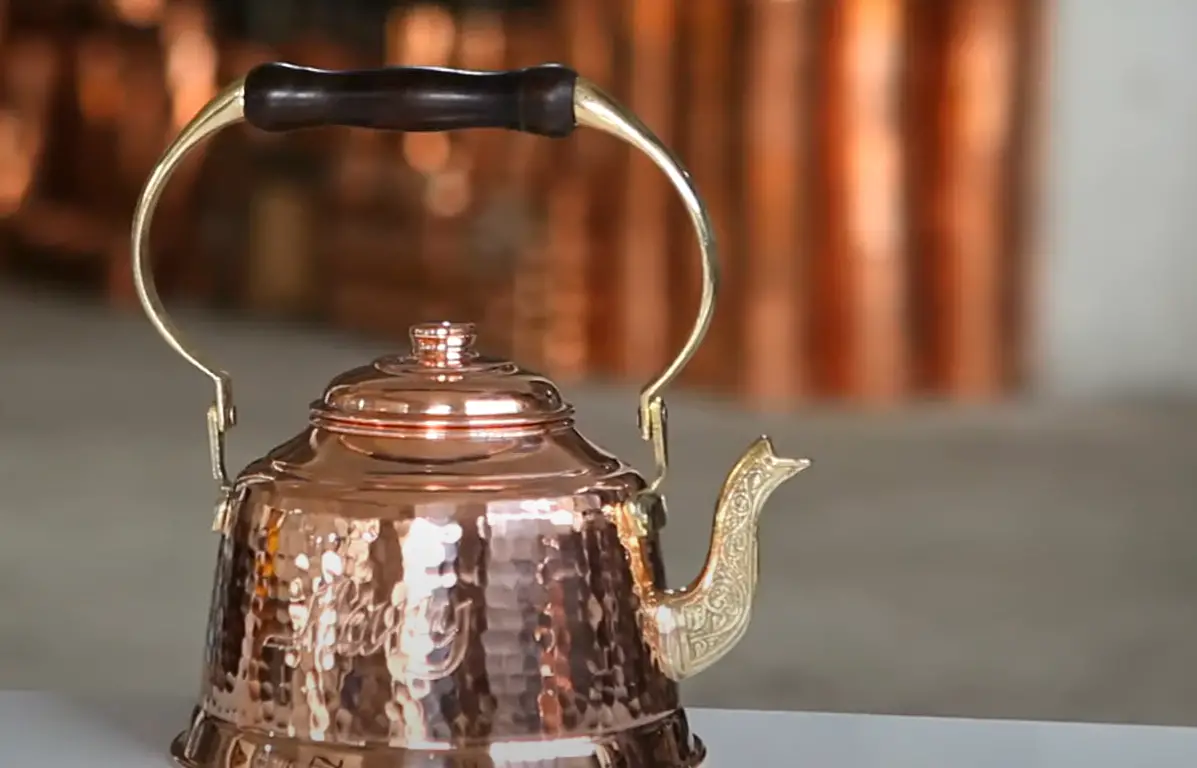 Top 5 Best Copper Tea Kettles [November 2023 Review] MetalProfy