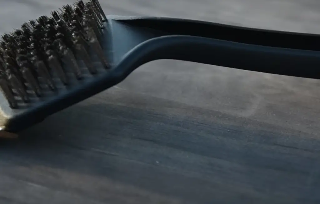 Which grill brush is safe?