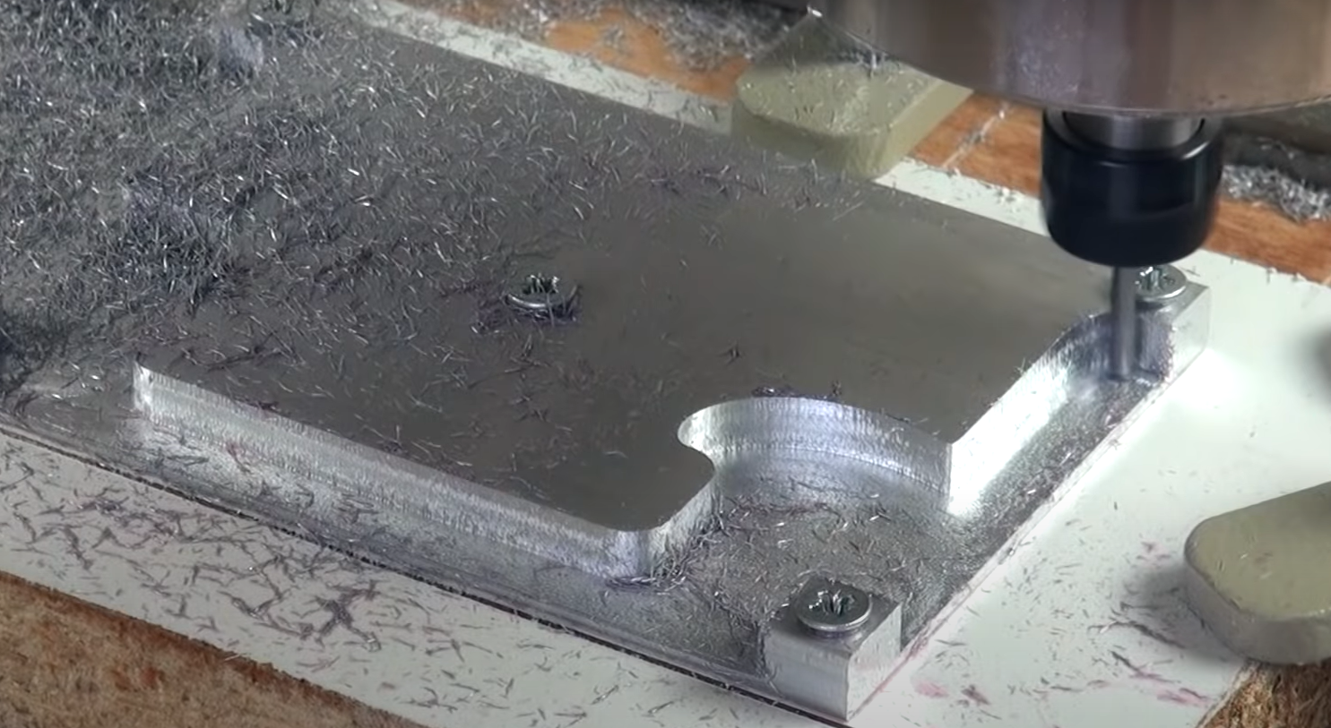 Top 5 Best CNC Routers for Aluminum [December 2025 Review] - MetalProfy