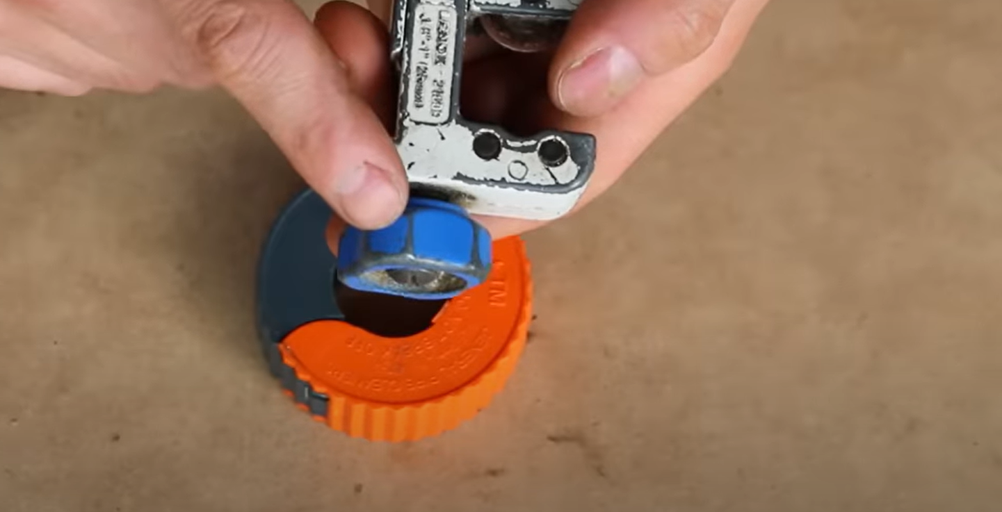 Top 5 Best Copper Pipe Cutters [June 2024 Review] MetalProfy