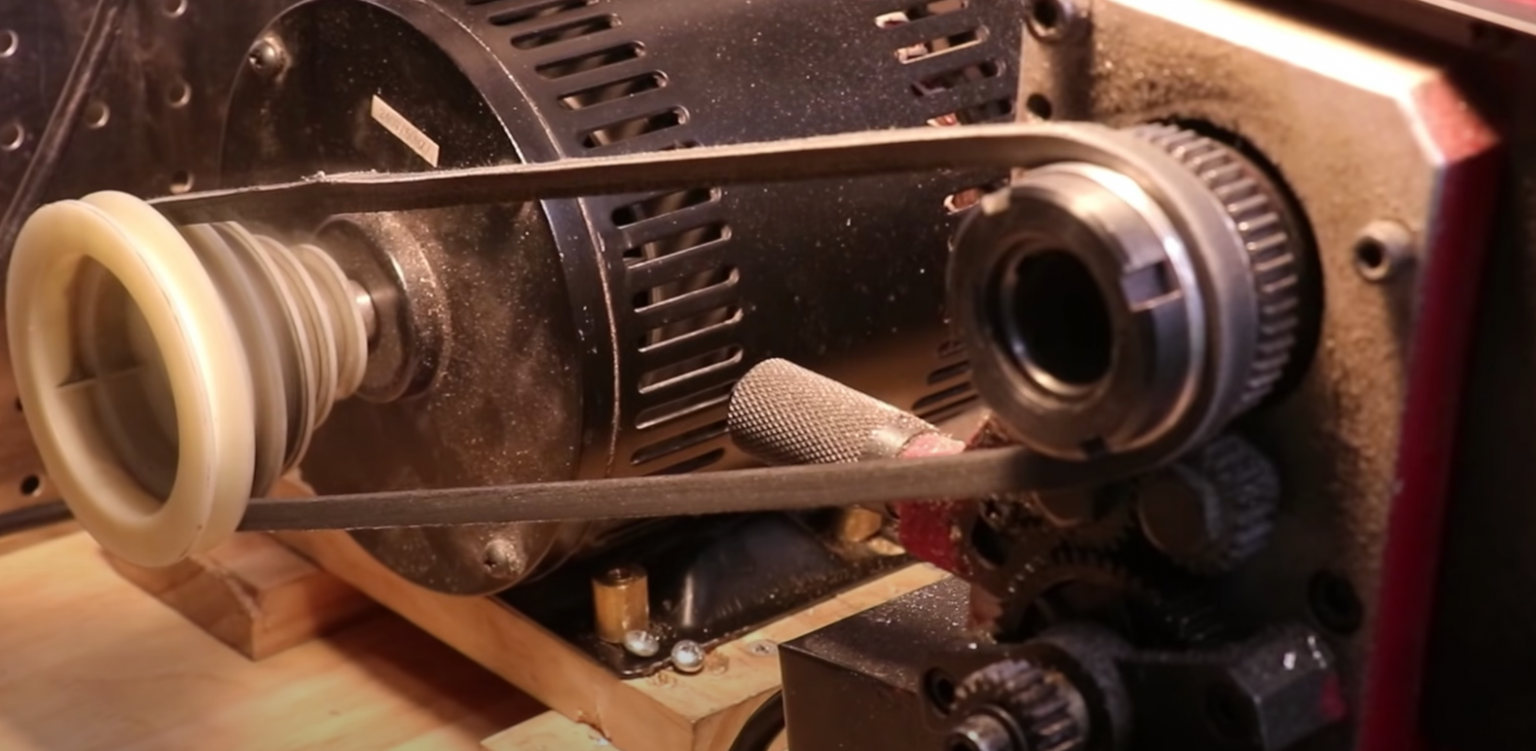 Top 5 Best Beginner Metal Lathes [July 2024 Review] MetalProfy