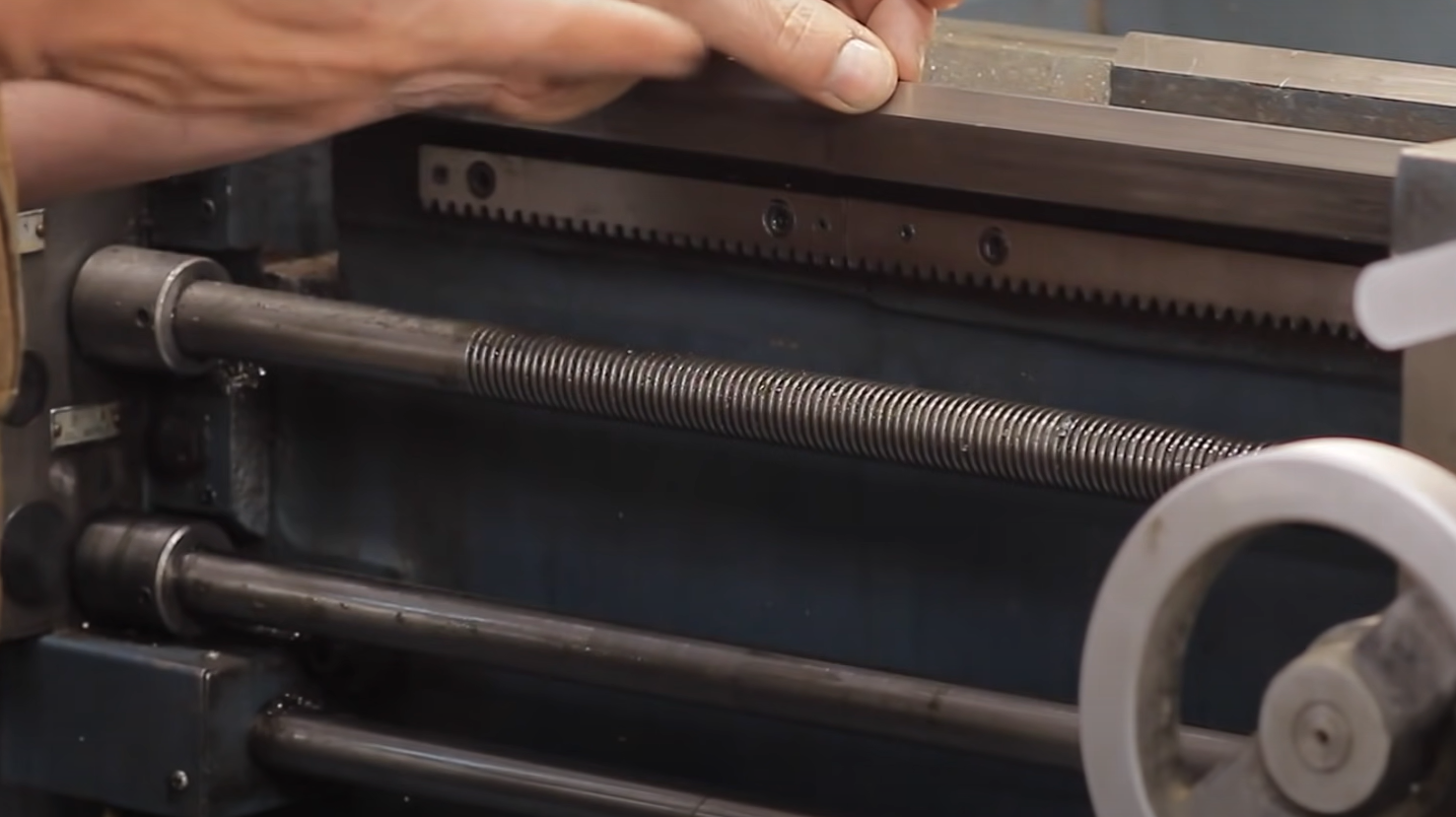 Top 5 Best Beginner Metal Lathes [June 2024 Review] MetalProfy