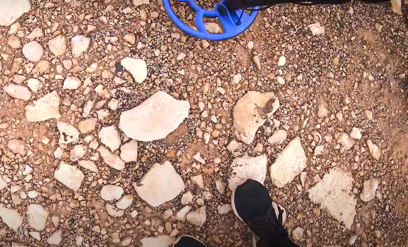 Top 5 Best Metal Detectors for Meteorites [June 2024 Review] MetalProfy