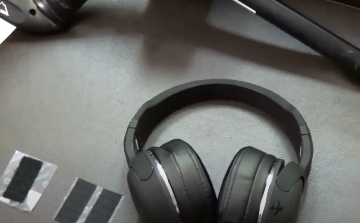 Top 5 Best Headphones for Metal Detecting [July 2024 Review] MetalProfy