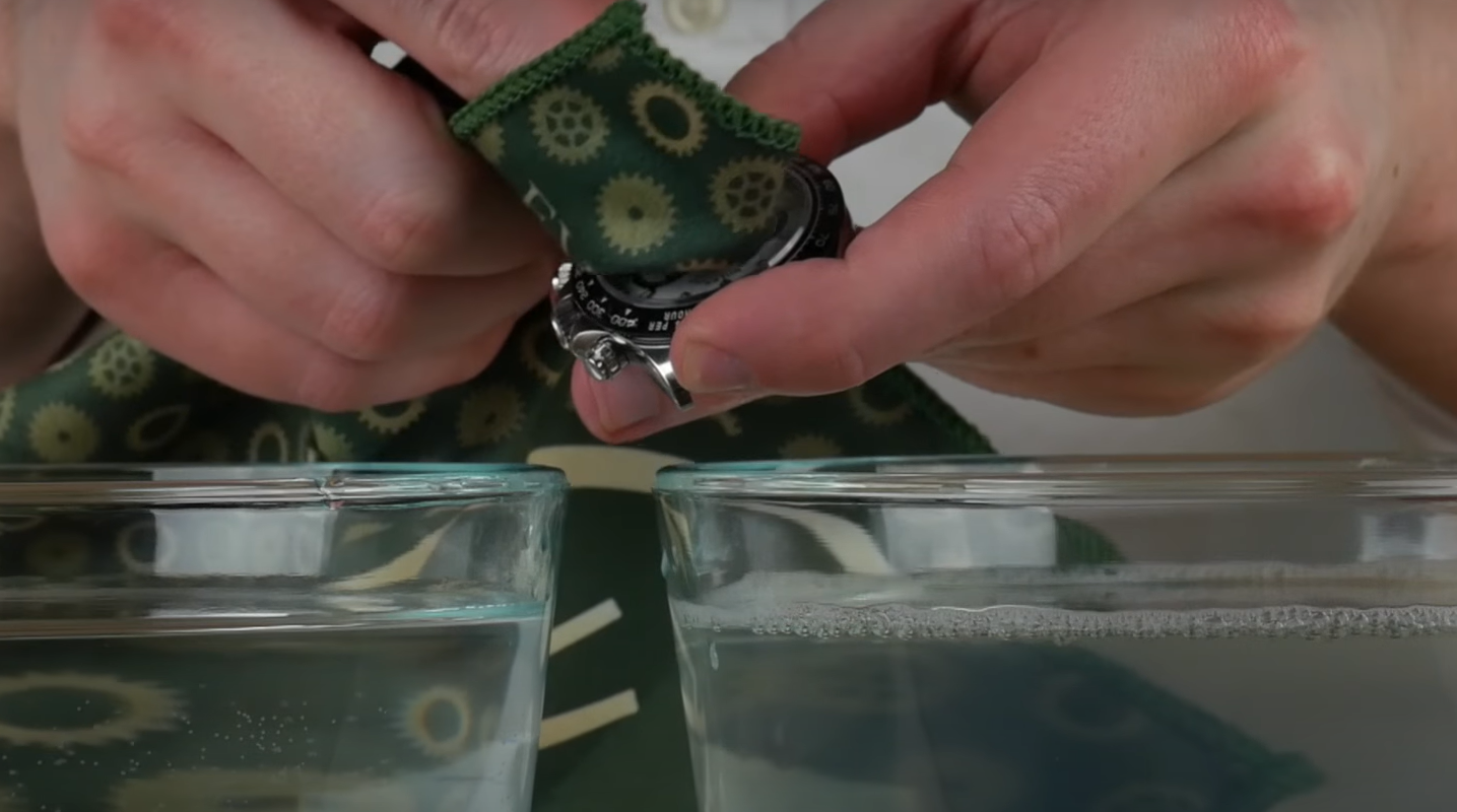 How to Clean a Stainless Steel Watch? MetalProfy