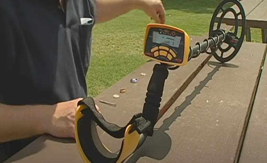 How much should I spend on a metal detector?