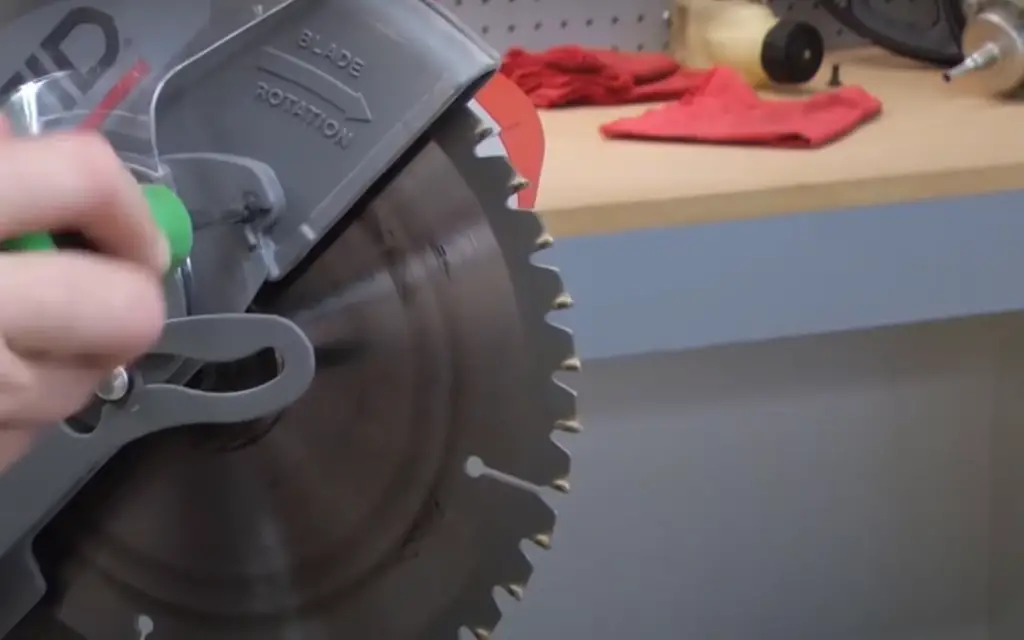 What Blades Are Required for Cutting Aluminum With A Miter Saw?