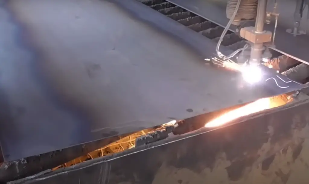 Safety Instructions for Working with a Plasma-Cutting Machine
