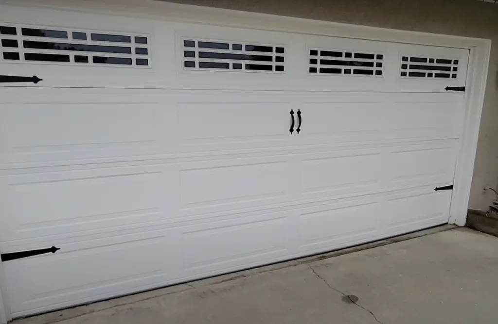 How to Extend the Service Life of an Aluminum Garage Door?