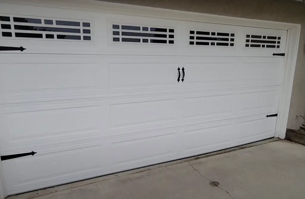 Can You Paint Aluminum Garage Doors MetalProfy   Can You Paint Aluminum Garage Doors5 1024x668 