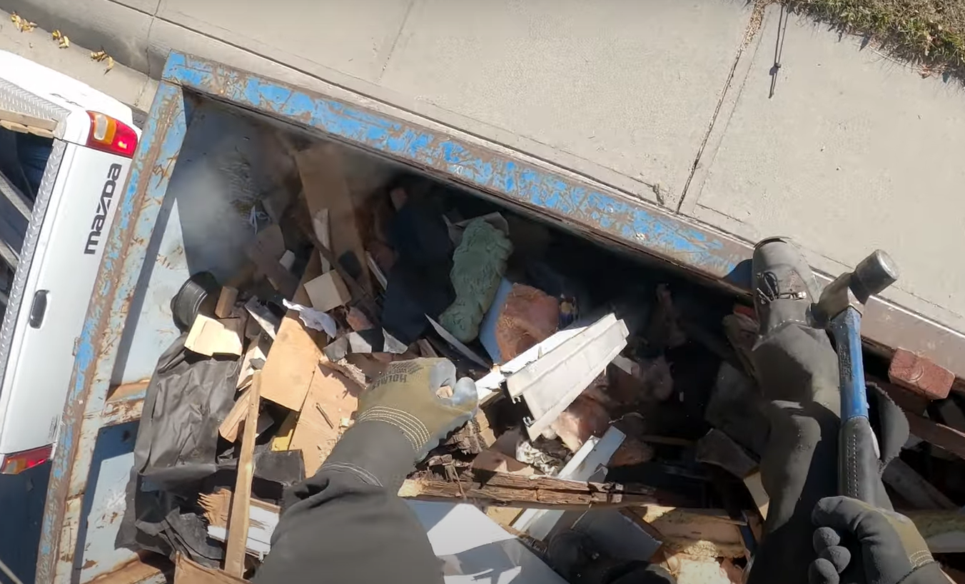 How Much Does Aluminum Siding Weigh? MetalProfy