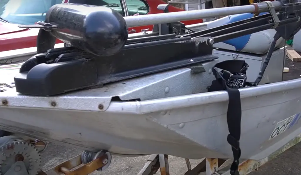 Is painting an aluminum boat a good idea?