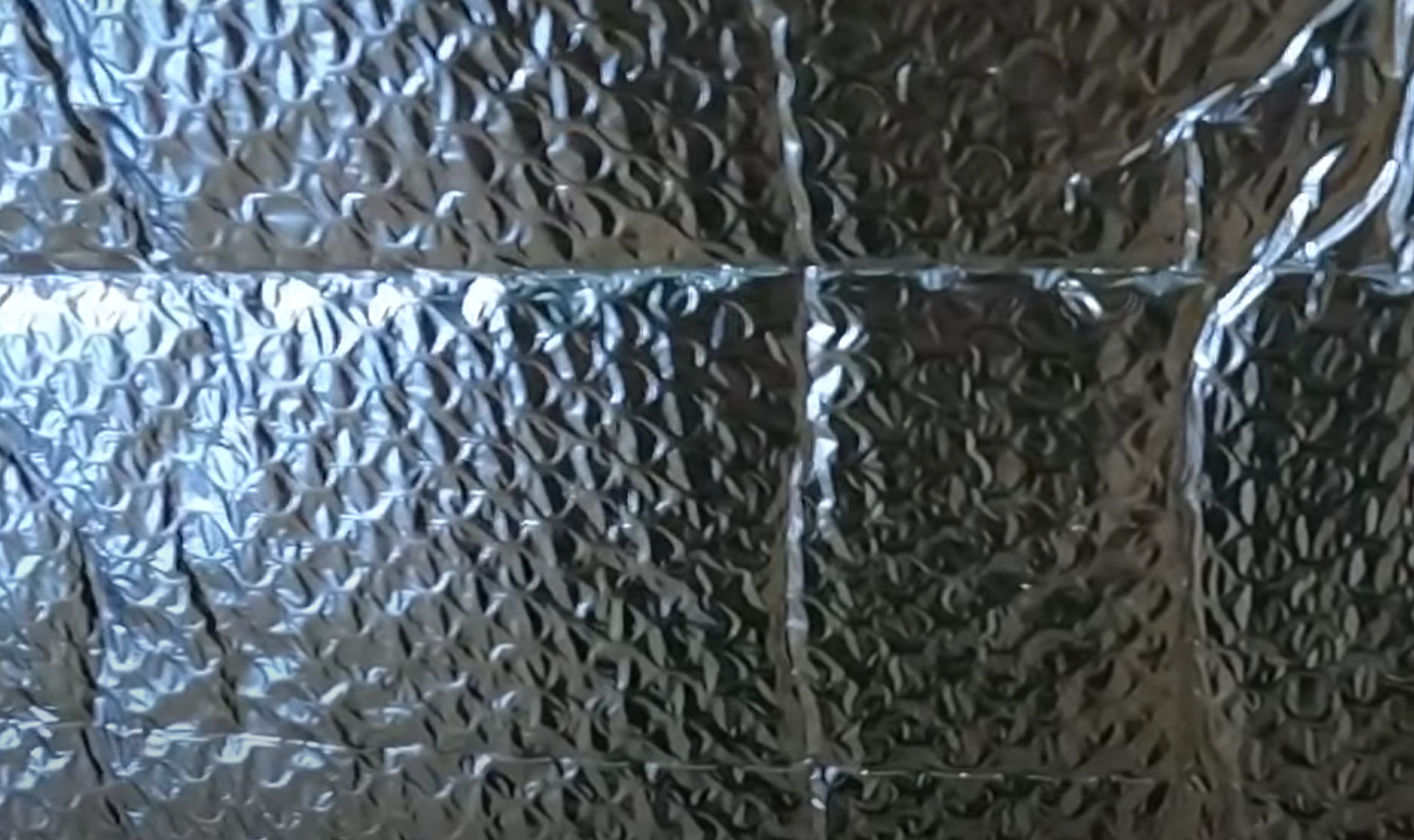 Is Aluminum Foil a Good Insulator? MetalProfy